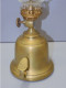 Delcampe - -BELLE LAMPE A PETROLE A MAIN LAITON Ou BRONZE Avec Son VERRE Style Pigeon     E - Lighting & Lampshades