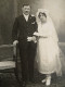 Photo Cabinet  Perriard à Colombes - Couple Jeunes Mariés, Ca 1910-20 L436 - Alte (vor 1900)