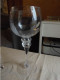 Delcampe - Ancien - 2 Grands Verres Ballon Photophores Sur Pieds En Verre - Glas & Kristal