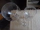 Delcampe - Ancien - 2 Grands Verres Ballon Photophores Sur Pieds En Verre - Vidrio & Cristal