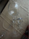 Delcampe - Ancien - 2 Grands Verres Ballon Photophores Sur Pieds En Verre - Glas & Kristall