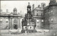 11250380 Edinburgh Fountain
Holyrood Palace Edinburgh - Autres & Non Classés