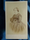 Photo CDV A. Bernier, Brest - Femme Assise, Bras Coirsés, Second Empire, Ca 1860-65 L680 - Anciennes (Av. 1900)