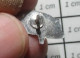 811B Pin's Pins / Beau Et Rare / ANIMAUX / NAF-NAF COCHON METAL ARGENTE Mini Pin's - Animaux