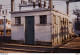 Photo Diapo Diapositive Slide Originale TRAINS Wagon Sous Station Electrique SNCF De MONTEREAU Le 29/12/1997 VOIR ZOOM - Diapositives