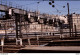 Photo Diapo Diapositive Originale TRAINS Wagon Portique Signalisation SNCF PARIS Gare ST LAZARE Le 23/02/1998 VOIR ZOOM - Diapositives