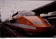 Photo Diapo Diapositive Slide Originale TRAINS Wagon TGV SNCF Sud Est Orange N°19  Le 24/02/1998 VOIR ZOOM - Diapositive