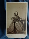 Photo CDV Persus à Paris - Vieille Femme, Robe à Crinoline  Moirée, Coiffe Second Empire, Ca 1860 L680A - Anciennes (Av. 1900)