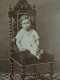 Photo CDV Hauser & Barres  Paris  Bébé Assis Sur Une Chaise  Sec. Emp. CA 1860-65 - L680A - Old (before 1900)