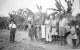 Delcampe - ALBUM PHOTOS ANCIEN SÉNÉGAL 1928 CHAUFFEUR TAXI-BROUSSE CAMION CHEVROLET DAKAR +100 PHOTOGRAPHIES AFRIQUE COLONIE - Africa