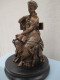 Delcampe - Statuette  Femme  - La Lecture  Signé  DORIO  -   Belle Patine - Haut. 28 Cm  Poids 2 Kg 400 - Autres & Non Classés