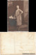 Ansichtskarte  Frau Portrait Mit Bild Und Blumen Neben Abstelltisch 1940 - People