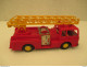 Camion De Pompier Miniature - JOUSTRA -  Dessous Tole Moteur A Friction Fonctionne - 24 Cm Sur 8 Cm - Andere & Zonder Classificatie