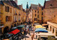 Marchés - Sarlant En Périgord - Place Du Marché Hebdomadaire Dans La Vieille Ville - CPM - Voir Scans Recto-Verso - Marchés