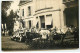 Carte Photo à Identifier - Groupe De Personnes Sur Un Char Décoré Devant Une Maison - Zu Identifizieren