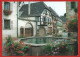 Eguisheim (68) Maisons à Colombages Fontaine Typique Avec Blasons 2scans - Other & Unclassified