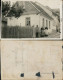  Leute Vor Dem Haus Im Gartentor, Kinder Im Hintergrund 1920 Privatfoto - Non Classificati