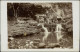 Foto  Wanderer An Kleinen Wasserfall Im Beim Felsen 1930 Privatfoto - To Identify