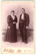 Fotografie Miller, St. Paul, Minn., 171 & 173 E, 7th St., Junges Paar In Eleganter Kleidung  - Anonymous Persons
