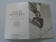 D203315  Postcard Sized Collectible Paper Item -Gloria Swanson - Actress -  1989 - Acteurs