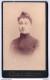 CARTE CDV - Portrait D'une Jolie Jeune Fille à Identifier - Tirage Aluminé 19ème - Taille 63 X 104 - Ed. J.Pervez Nantes - Antiche (ante 1900)