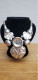 COLLIER CHAINE VINTAGE 60'S MOTIFS FLORAUX ESTAMPES AVEC 5 STRASS SWAROVSKI BIJOU DE CREATRICE DE MODE - Halsketten