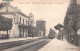 DEVILLE (Ardennes) - La Gare - Vue Intérieure - Arrivée Du Train - Voyagé 1911 (2 Scans) - Sonstige & Ohne Zuordnung