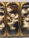 Delcampe - - JOLI ANCIEN PARAVENT MINATURE De TABLE Laqué Noir SCENES ASIE NACRE & Dorées    E - Art Asiatique
