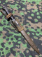 Baïonnette Mauser K98 Originale Allemande De La Seconde Guerre Mondiale, Datée De 1941 Avec Grenouille En Cuir, Seconde - Armes Blanches