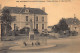 BEAUMONT-sur-SARTHE : Place D'armes Et Hotel De Ville - Tres Bon Etat - Beaumont Sur Sarthe