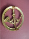 Insigne De Béret Militaire Ancien  / Poste Aux Armées /AMBERT / Mi-XXéme Béraudy-Vaure      IB65 - Medical Services