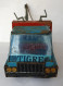 Jouet CAMION DEPANNEUSE EN TOLE 30 Cm SANSON RICO Made In Spain - Jouets Anciens