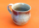 Tasse Avec Anse   Céramique émaillée  Signature Daniel - Tassen