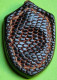 Ancienne Mini BOUSSOLE Métal Cuir Façon Serpent Verre - Etat D'usage - Environ : 4.3 X 2.7 Cm - Vers 1940 1950 - Other Apparatus