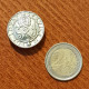 Années 40. Royaume-Uni. Insigne Royal Pour Service Loyal Des Blessés De Guerre. - Buttons