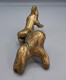 ESCULTURA ANTROPOMORFICA EN BRONCE - CUERPOS ENTRELAZADOS - FIRMADO Y NUMERADO - Bronces