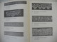 Delcampe - Kant Uit Brugse Kerken En Kloosters Brugge Kantcentrum Wapens Emblemen Liturgische Gewaden Kerklinnen Kragen Sluiers - Other & Unclassified