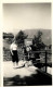 VS SALVAN DAME A L'ENTREE DU VILLAGE AVEC PANNEAU - Photo - Format 10.7 X 6.6 - Salvan