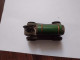 LA HOTTE  SAINT NICOLAS TRACTEUR MECANIQUE  A CHENILLES CIRCA 1950  MECANISME BLOQUE VENDU  SANS LA CLEF  LONG 7 Cm - Jouets Anciens