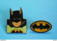 Delcampe - 2 PIN'S  //    ** BATMAN /  BRUCE WAYNE / DC COMICS ** - BD