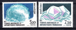 Lot De 2 Timbres TAAF ** MNH N° 144 Et 145  Minéraux: Mésotype, Amalcime - Other & Unclassified