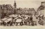 LAMBALLE - La Grande Place-Un Jour De Marché - Lamballe