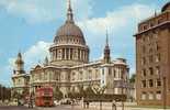 Carte Postale De Grande Bretagne : LONDON  ST PAUL´ CATHEDRAL, Années 70 - St. Paul's Cathedral