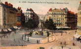 LYON 2 - Rue De La République (Perspective) Et Monument Carnot - Lyon 2