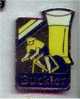 PIN'S BIERE BUCKLER ET CYCLISME (4607) - Cyclisme