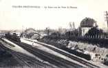 CPA Villers Bretonneux (80, Somme) Train En Gare , Vue Du Pont De Demuin , Animée - Villers Bretonneux