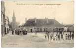 F965 - GRAVELINES - La Place Et L'église De PETIT-FORT-PHILIPPE - Gravelines