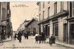 17 SURGERES Rue Audry De Puyravault, Animée Commerces 1922 - Surgères