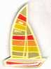 Voile : Voilier à Voile Multicolores - Sailing, Yachting