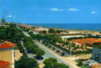 GIULIANOVA  (Teramo)    Spiaggia E Lungomare     -  (carte Ayant Voyagé En 1970) - Teramo